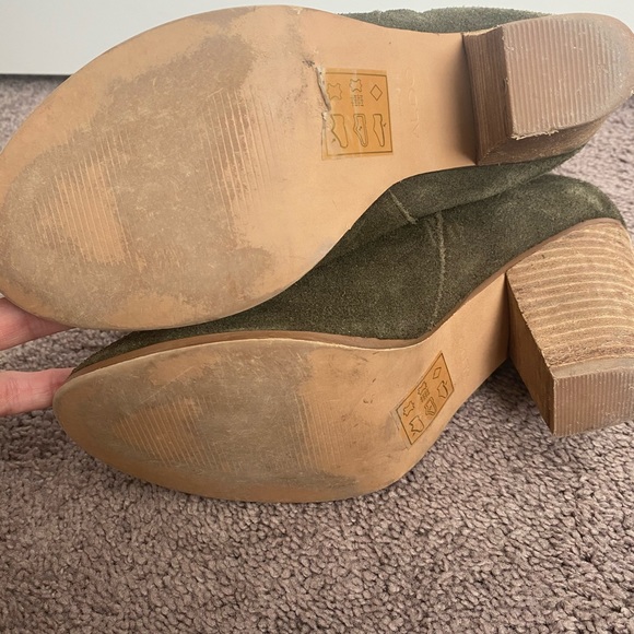 Olive Green Zip Up Booties - Picture 4 of 5